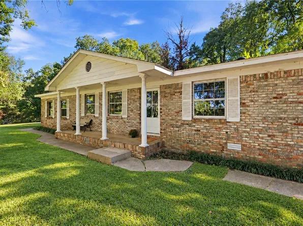 15995 Viney Grove Rd, Fayetteville, AR 72704