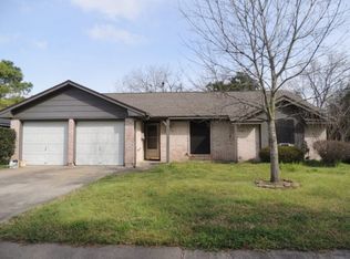 1125 Angela St, Deer Park, TX 77536