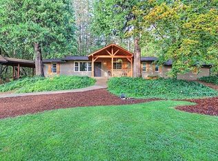 8355 Riverbanks Rd, Grants Pass, OR 97527