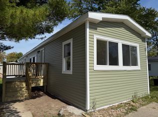 62 Brushwood Dr, Matteson, IL 60443