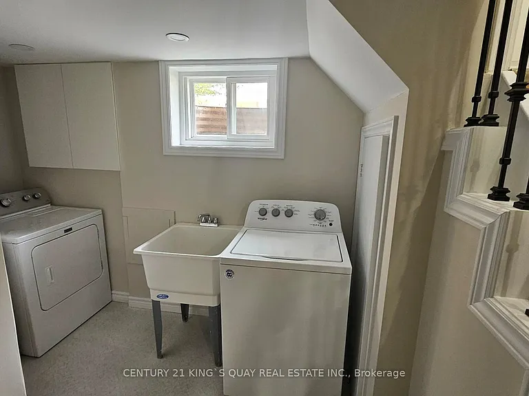 498 Wilson Rd S #BASEMENT — Photo 13
