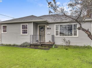 582 N Knights Bridge Rd, Canby, OR 97013