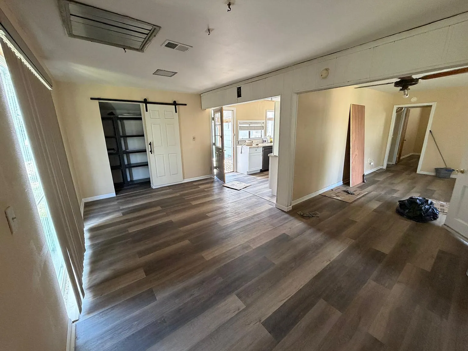 4 bed, 1828 sqft, $2,000 — Photo 3