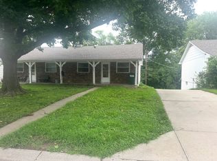 1705 Lion Rd #1, Saint Joseph, MO 64506