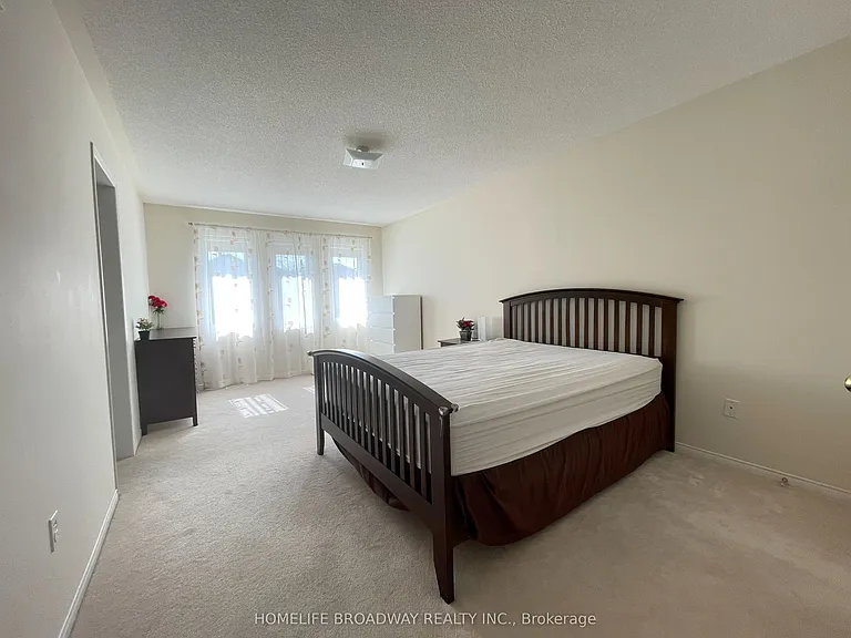 800 Cornell Rouge Blvd — Photo 12