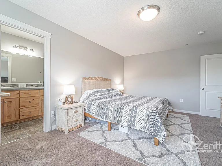 186 N 44th Pl — Photo 28