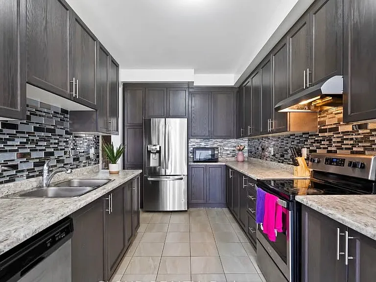 57 Sparkle Dr — Photo 8