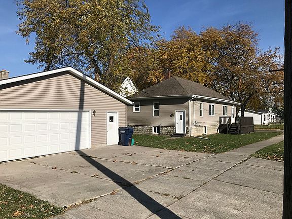 2nd image of 701 N Dean St