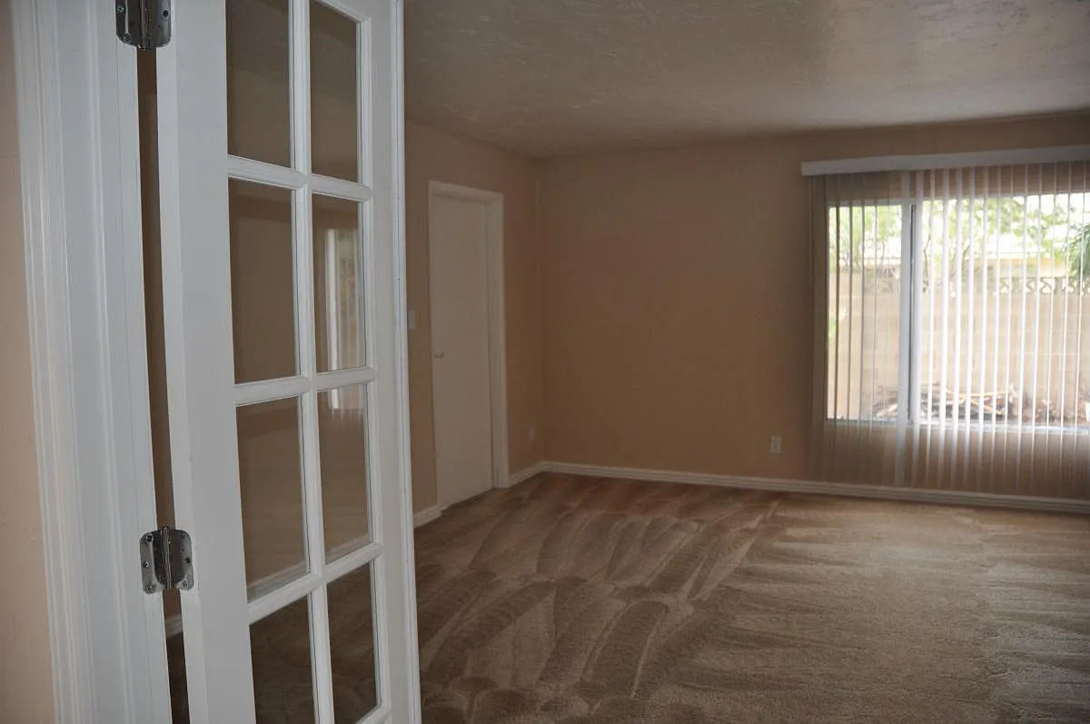 3911 S. Pine Street — Photo 1