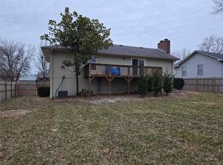 1705 Strawberry Ln, Clinton, MO 64735