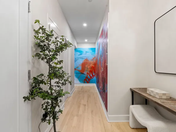 90 Bay Street Landing image 3 of 39