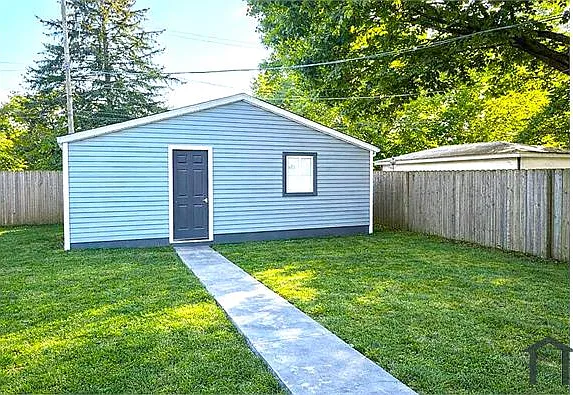 2015 W Wilkins St — Photo 12
