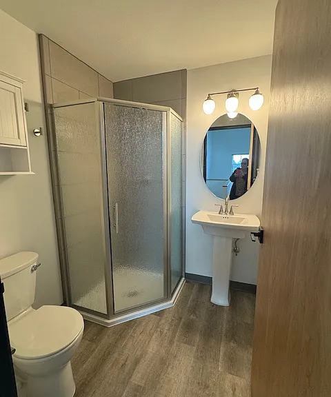 another view of bathroom