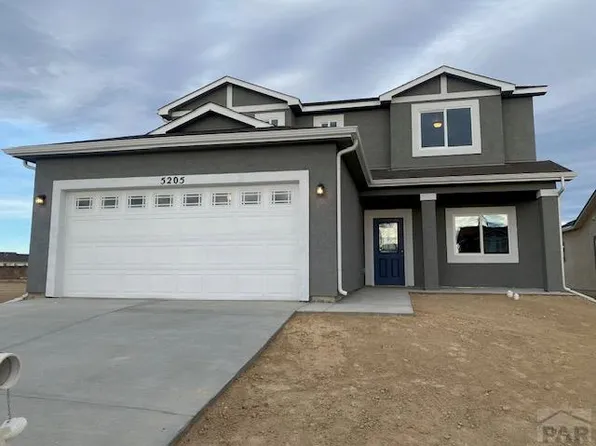 5205 Crested Hill Dr, Pueblo, CO 81008
