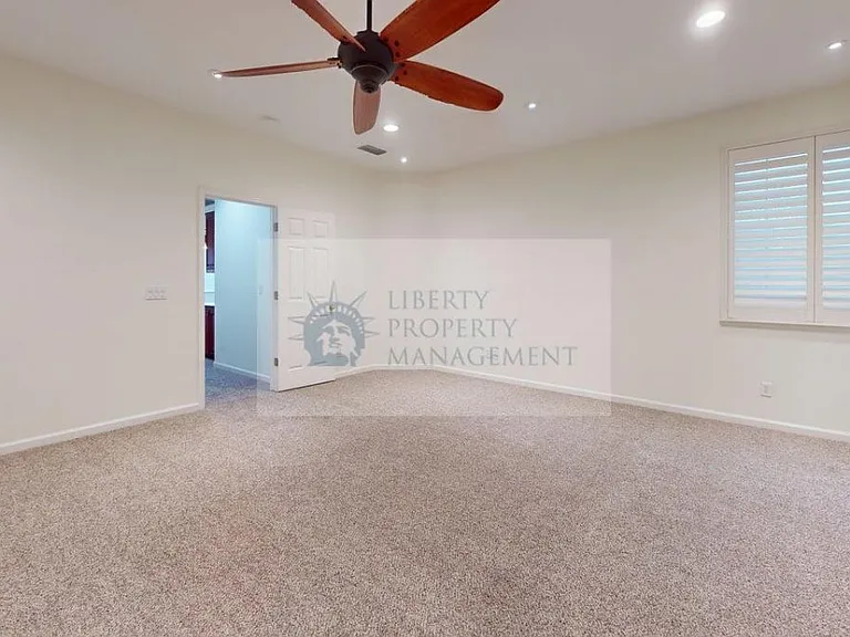 3404 Lovotti Ct — Photo 12