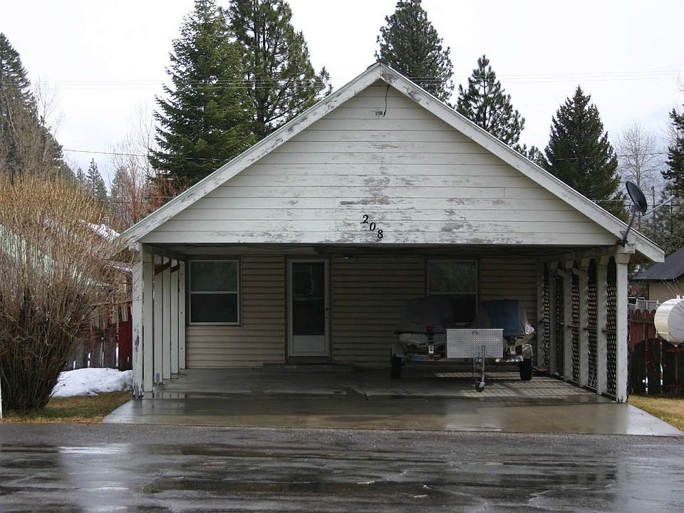 1st image of 208 Fir St