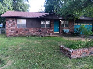 229 Sunset Dr, Vinita, OK 74301