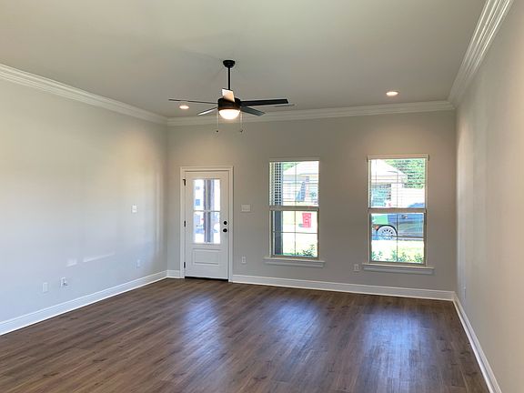5th image of 4243 Southern Palm Dr
