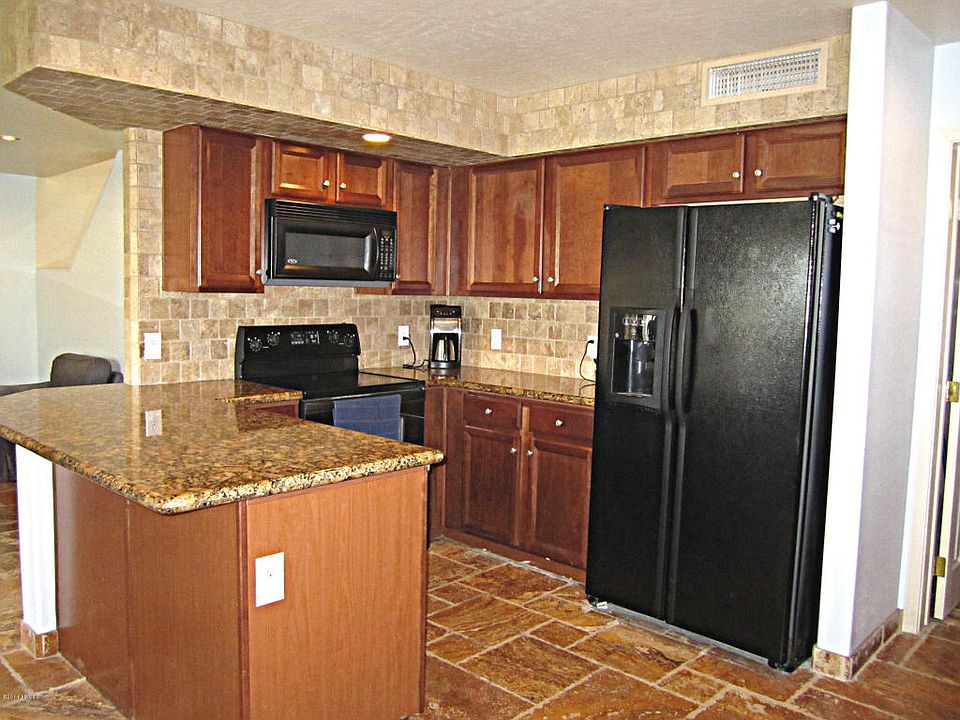 1st image of 7619 N 72nd Dr