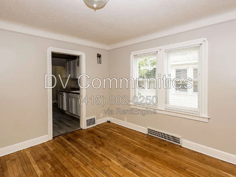 340 E 197th St — Photo 5