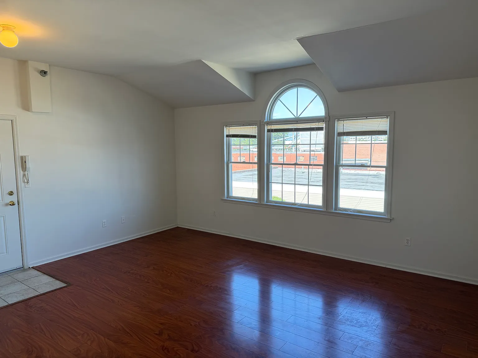 2 bed, $2,845 — Photo 3