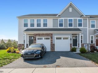3 Sierra Pl, Sparta, NJ 07871