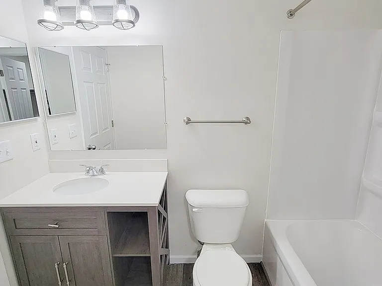Orchard Village Apartments — Photo 64