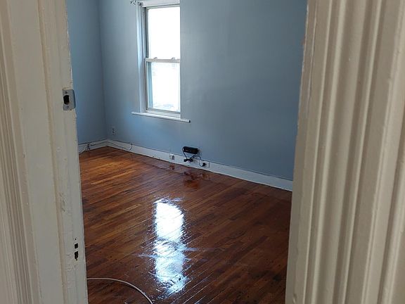 4th image of 126 N Terrace Ave
