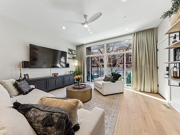 2nd image of 3851 N Damen Ave #1F