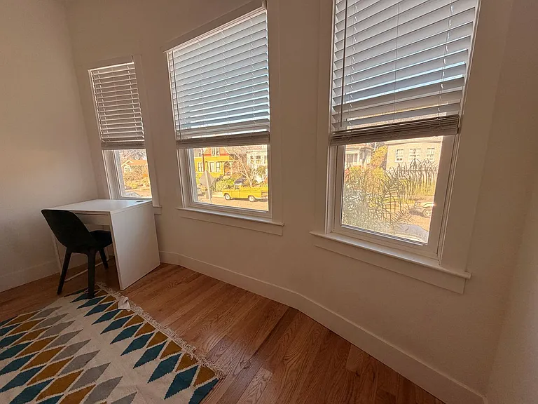 1628 Tyler St #1 — Photo 6