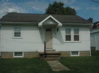 322 Park St, Rosiclare, IL 62982