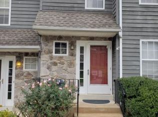 220 Moria Pl, Aston, PA 19014