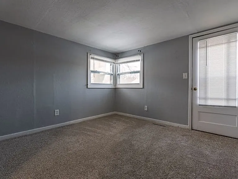 1815 Avon St — Photo 1