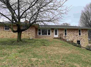 55585 Blue Jay Dr, South Bend, IN 46619