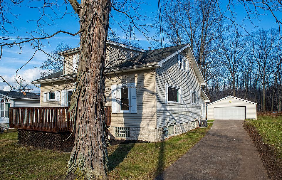 1st image of 909 Villa Sites Ave