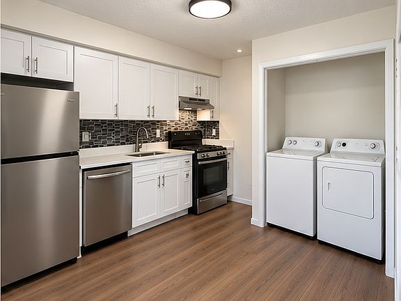 4th image of 5830 S Main Point Blvd APT 3