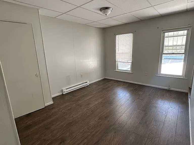 151 Arch St — Photo 6