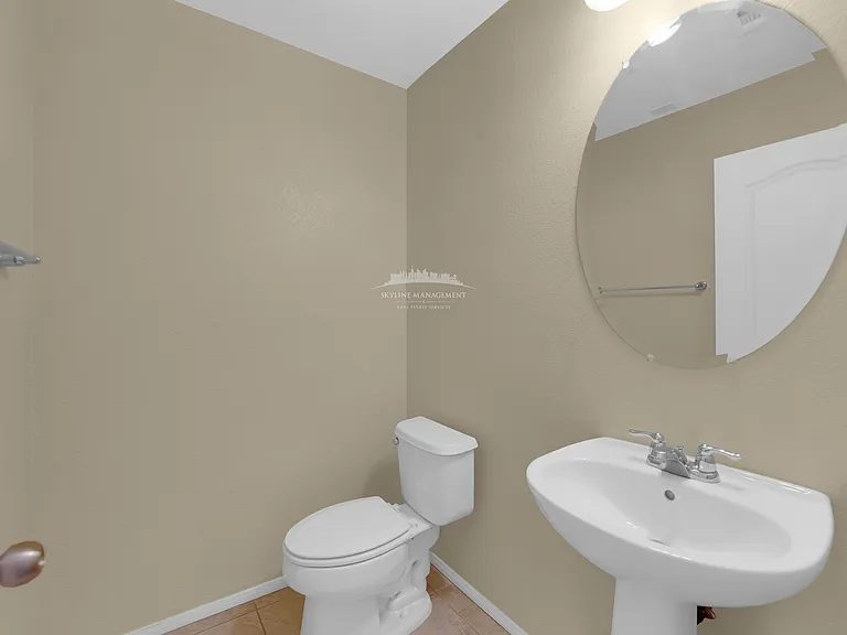 680 Forest Peak St — Photo 22