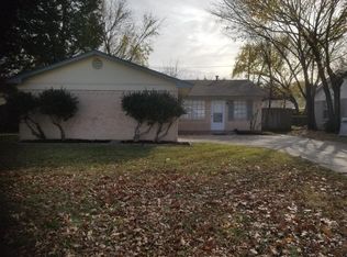 1122 Fairfield St, Irving, TX 75062