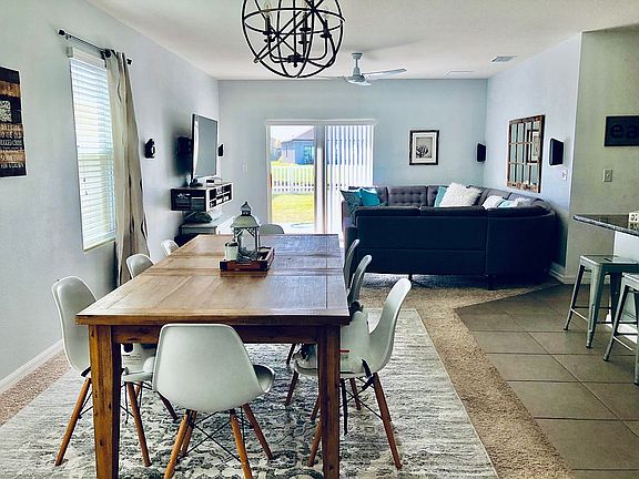 Dining, Family & Kitchen