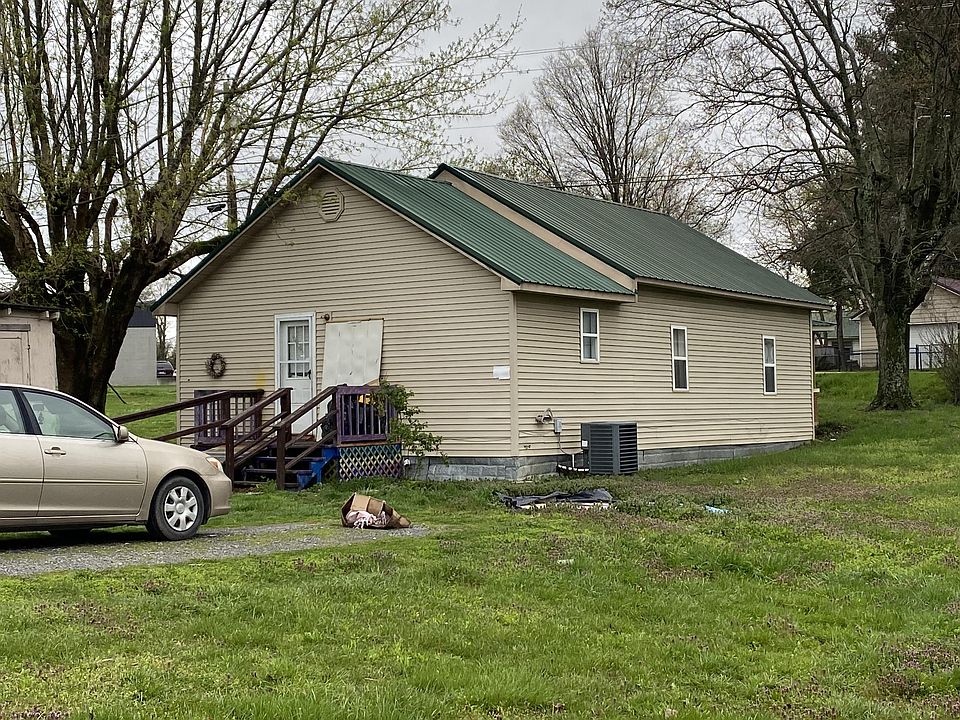 2nd image of 51 Dan St
