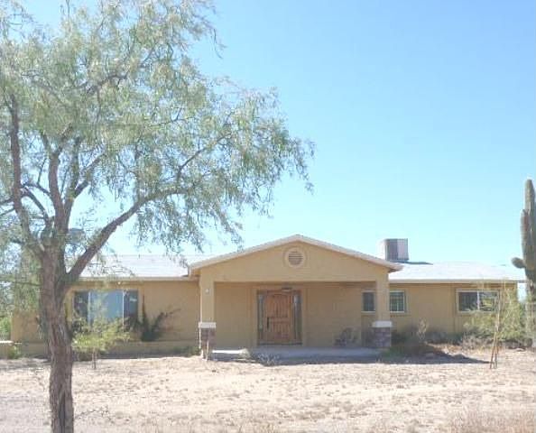 2nd image of 2318 W Roughrider Rd