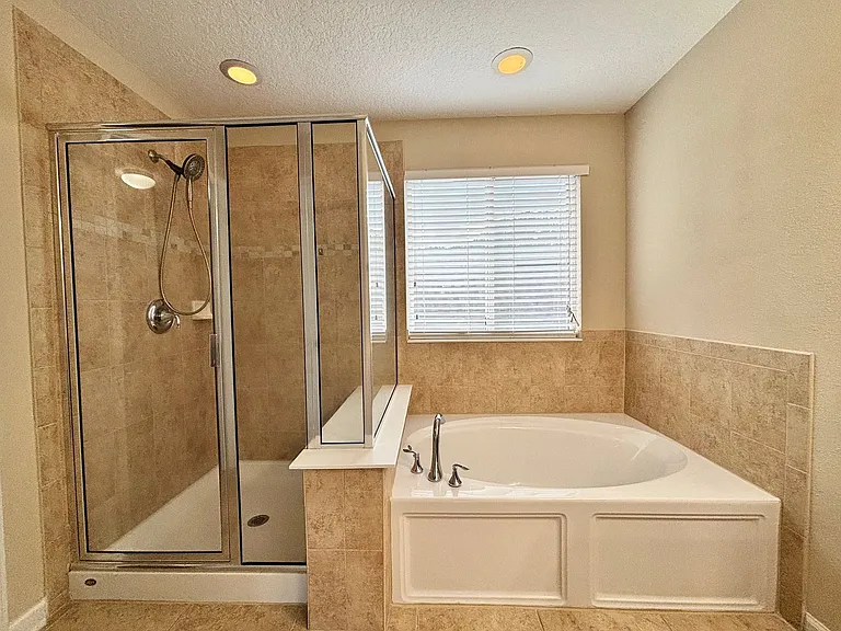 850 Quiet Stone Ln — Photo 40