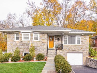 34 Shelly Ave, Hartsdale, NY, 10530