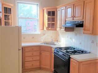 31-60 31st St #3R, Astoria, NY 11106