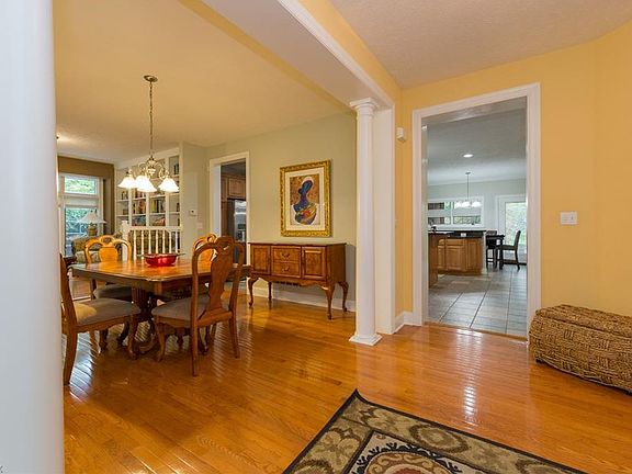 5th image of 13410 Larchmere Blvd