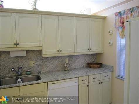 3rd image of 4015 W Palm Aire Dr APT 408
