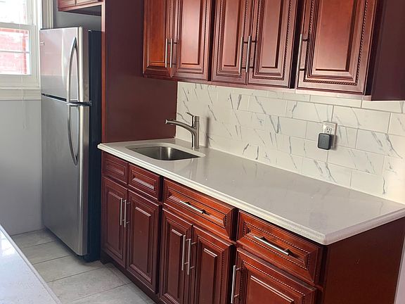 2nd image of 1023 Throggmorton Ave #2