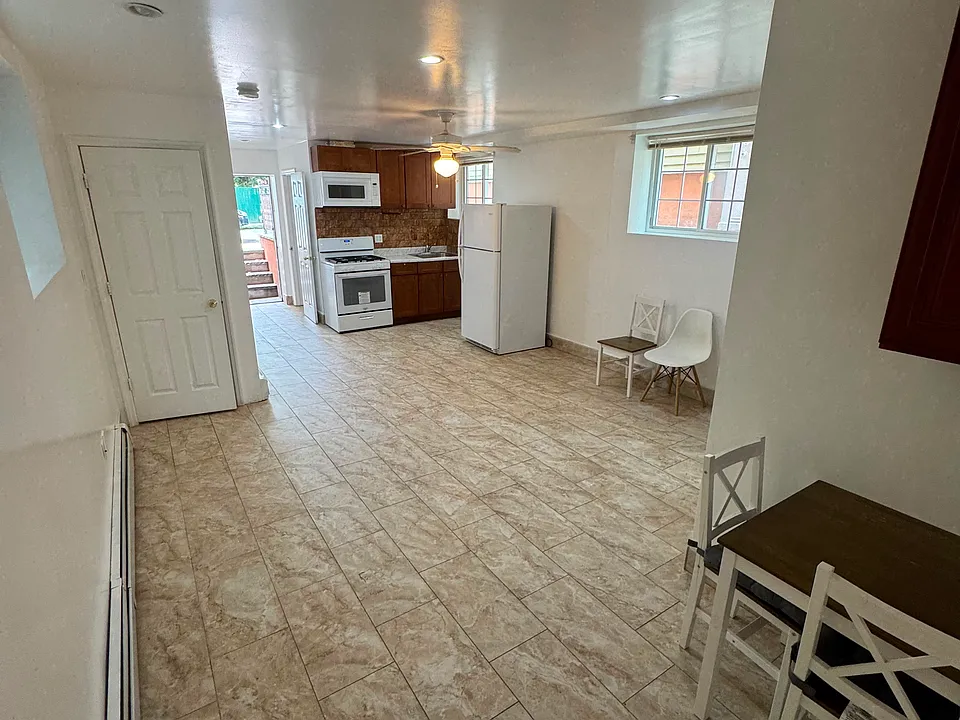 2020 Colden Ave #1A