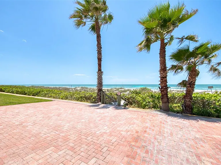 2900 Gulf Blvd #211 — Photo 47